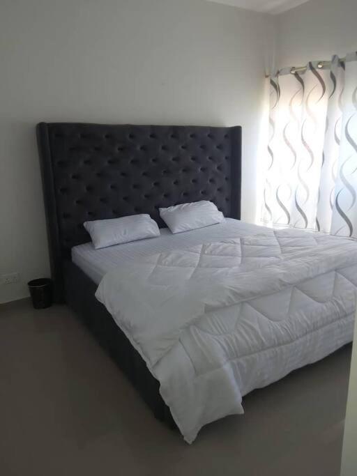 Spacious Zamtel Flat Lusaka Extérieur photo