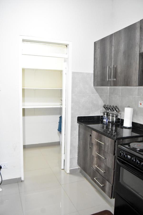 Spacious Zamtel Flat Lusaka Extérieur photo