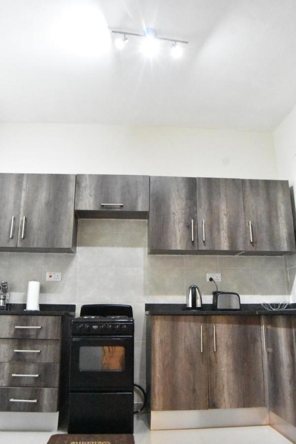 Spacious Zamtel Flat Lusaka Extérieur photo